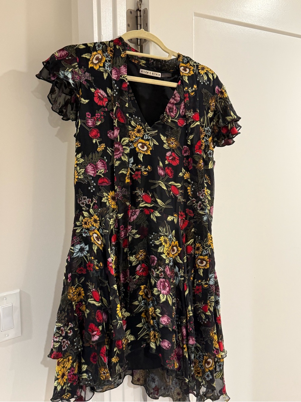 Alice and Olivia Floral Dress with Ruffle Sleeves